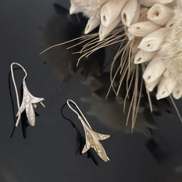 Sterling silver dangle hook earrings - Picture 4 of 4